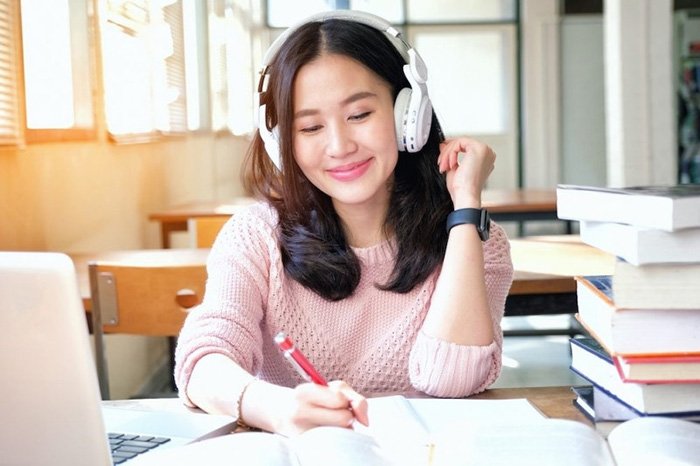 Listening to Music to Stay Alert