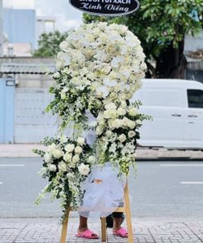 Hoa chia buồn Mr502